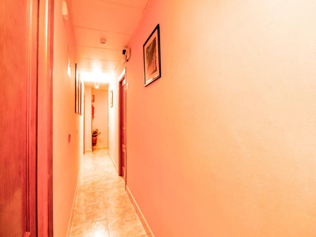 Oyo Hospedaje El Gato Segóvia Exterior foto